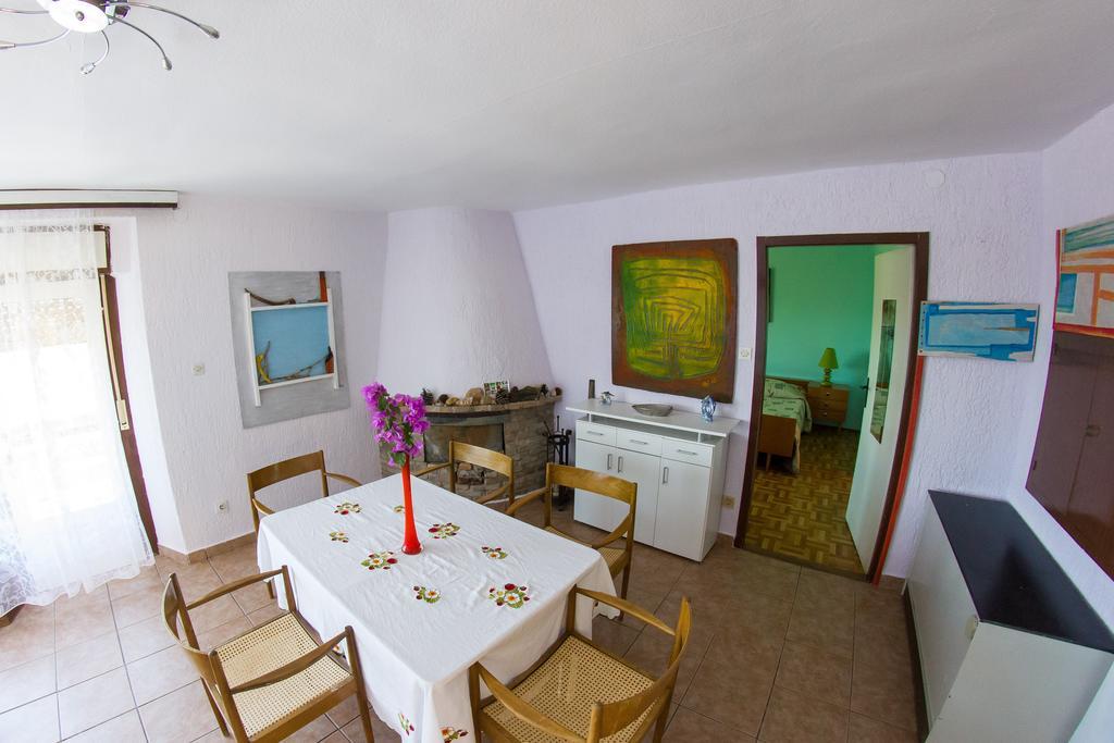 Apartments Stefanovski Paradiso Veli Losinj Bilik gambar