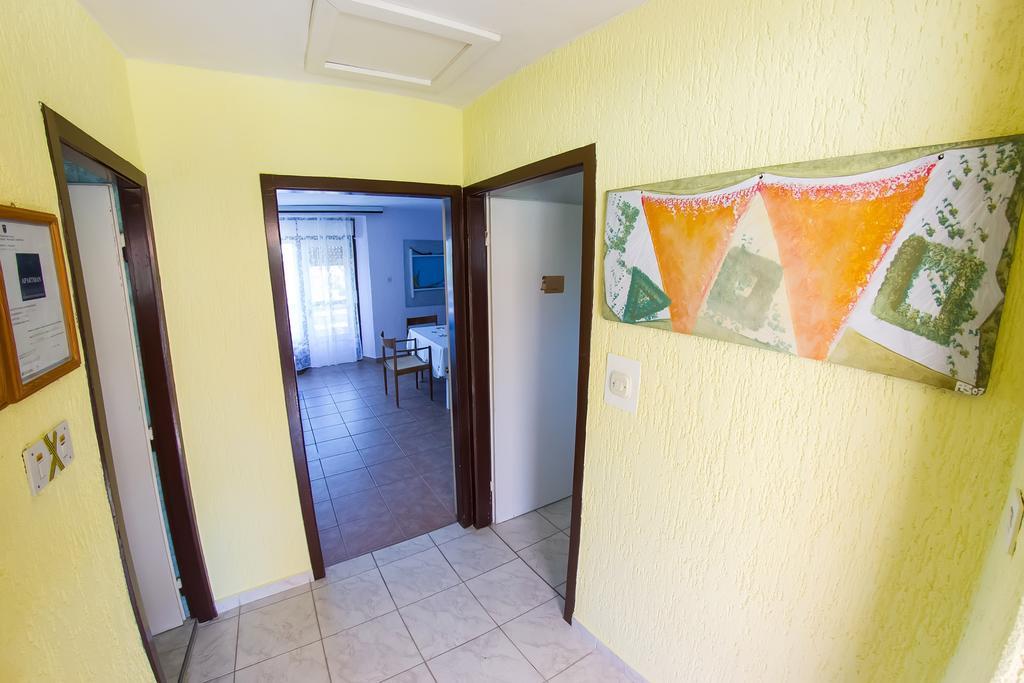 Apartments Stefanovski Paradiso Veli Losinj Bilik gambar