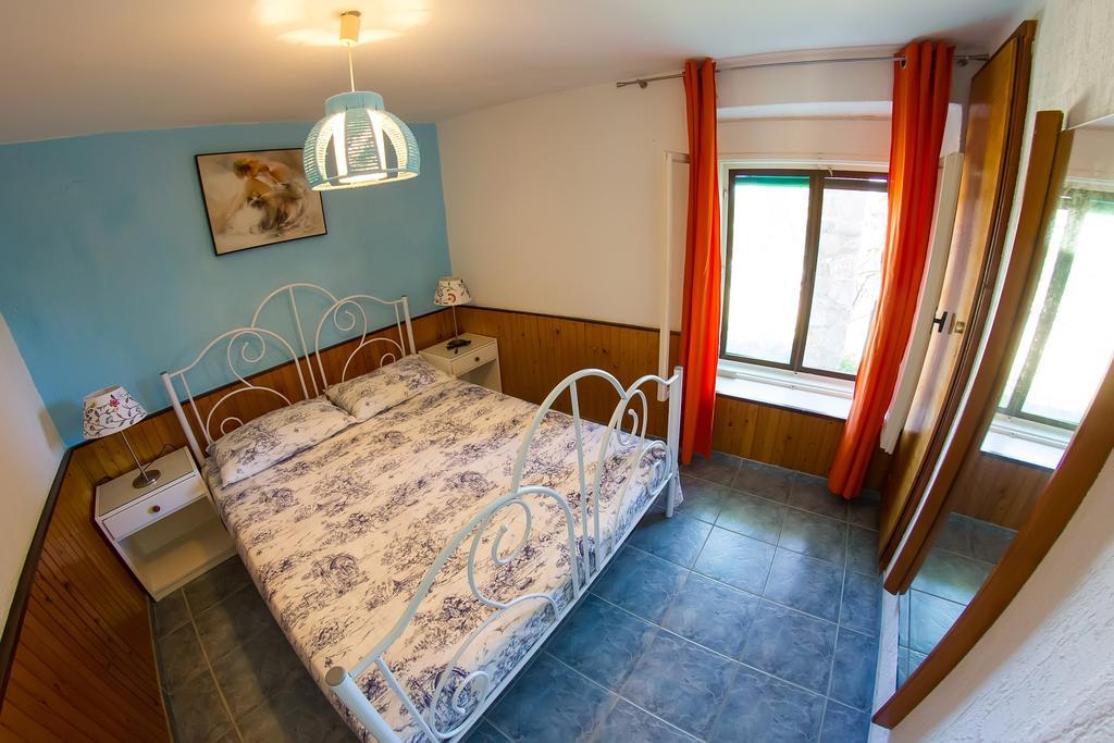 Apartments Stefanovski Paradiso Veli Losinj Bilik gambar